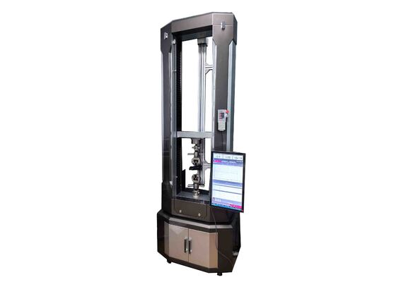 Apparecchiature per test con martello cadente utilizzate nei laboratori e nelle linee di produzione per garantire la conformità agli standard sull'impatto dei materiali